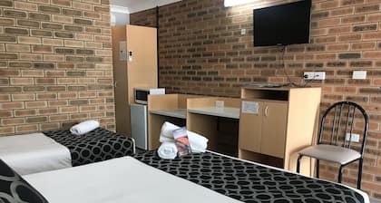 Jumbuck Motor Inn