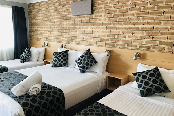 Family Room, Non Smoking