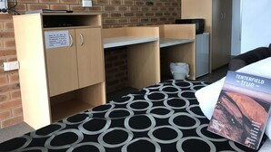 Deluxe Room, Non Smoking | Desk, laptop workspace, blackout drapes, soundproofing