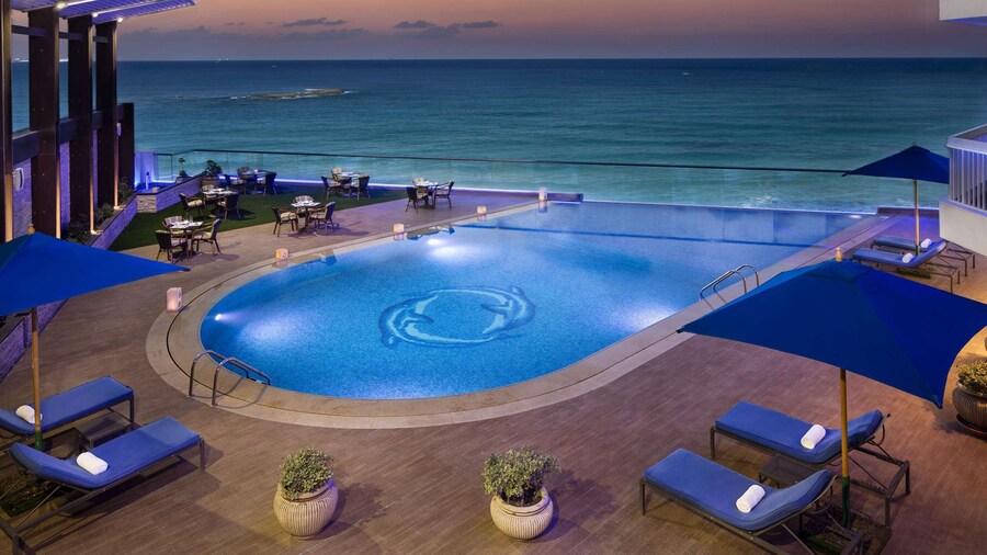 ヒルトン アレキサンドリア コーニッシュ