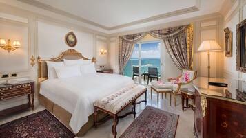 Royal Suite, 1 King Bed (Panoramic Sea view) | Premium bedding, minibar, in-room safe, desk