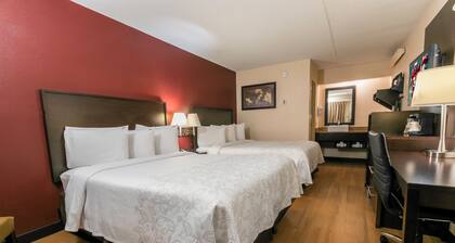 Red Roof Inn PLUS+ Wilmington - Newark