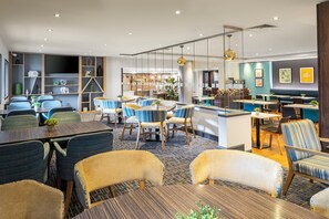 Daily full breakfast for a fee - Holiday Inn High Wycombe M40, Jct. 4 by IHG (High Wycombe)