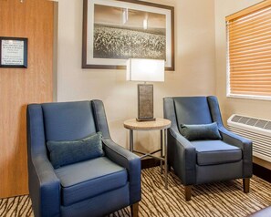 Lobby - Comfort Inn Marshalltown South (Marshalltown)