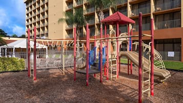 Área de juegos infantiles al aire libre