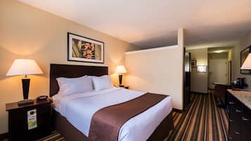 Standard Room, Multiple Beds | Pillow-top beds, in-room safe, desk, blackout curtains