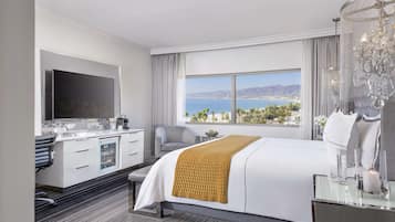 Egyptian cotton sheets, premium bedding, down comforters, pillowtop beds