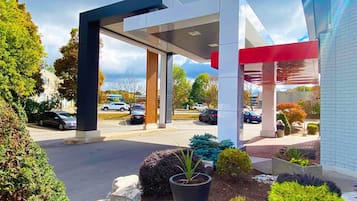 المنشأة من الخارج