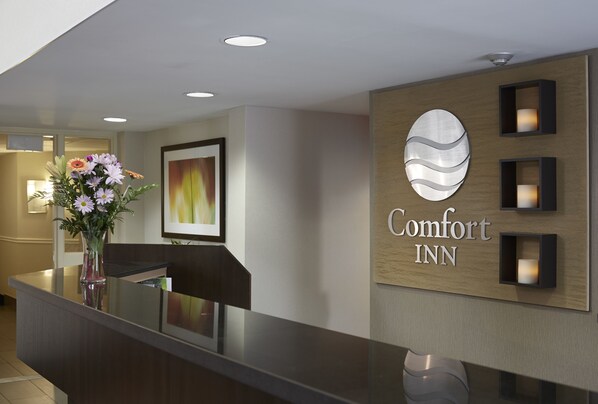 Reception - Comfort Inn Kenora (Kenora)