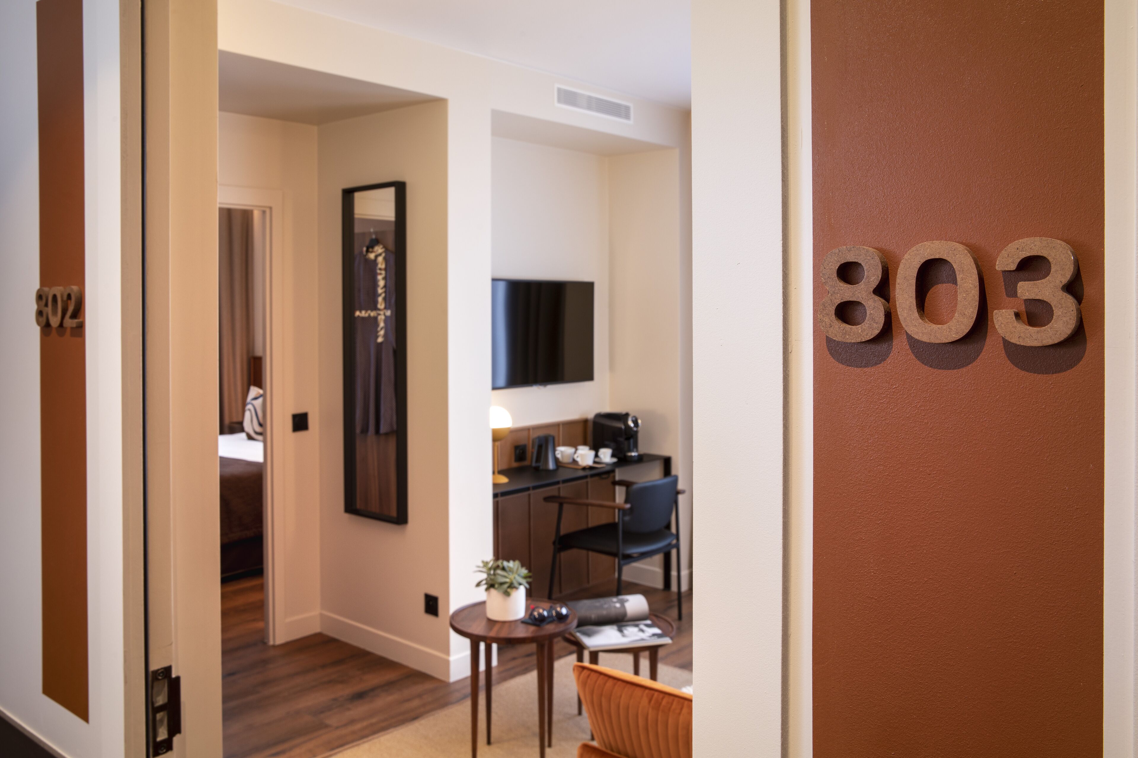 普通套房 | 客房內保險箱、書桌、遮光布/窗簾、隔音