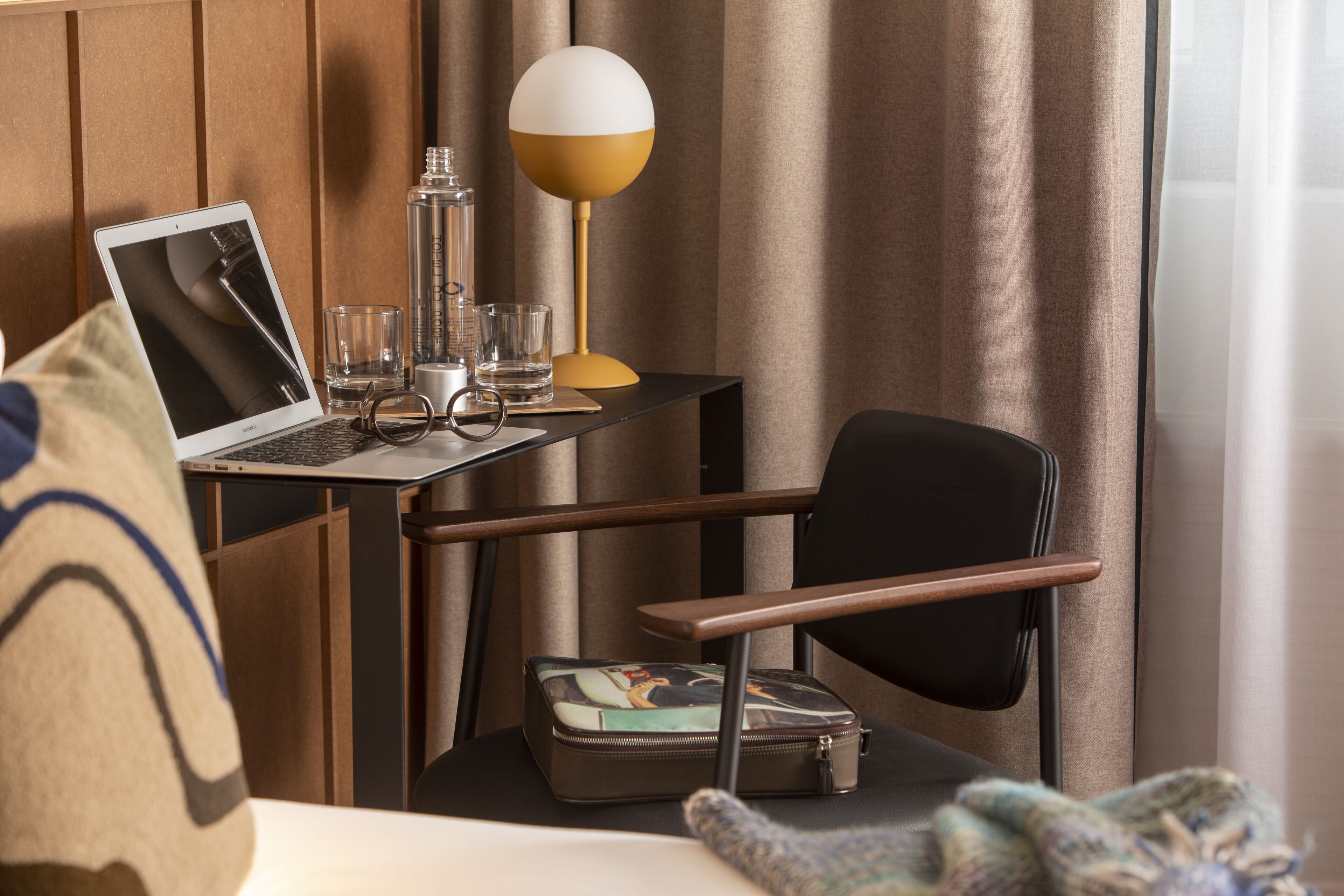 double room with queen-size bed | living area | flat-screen tv