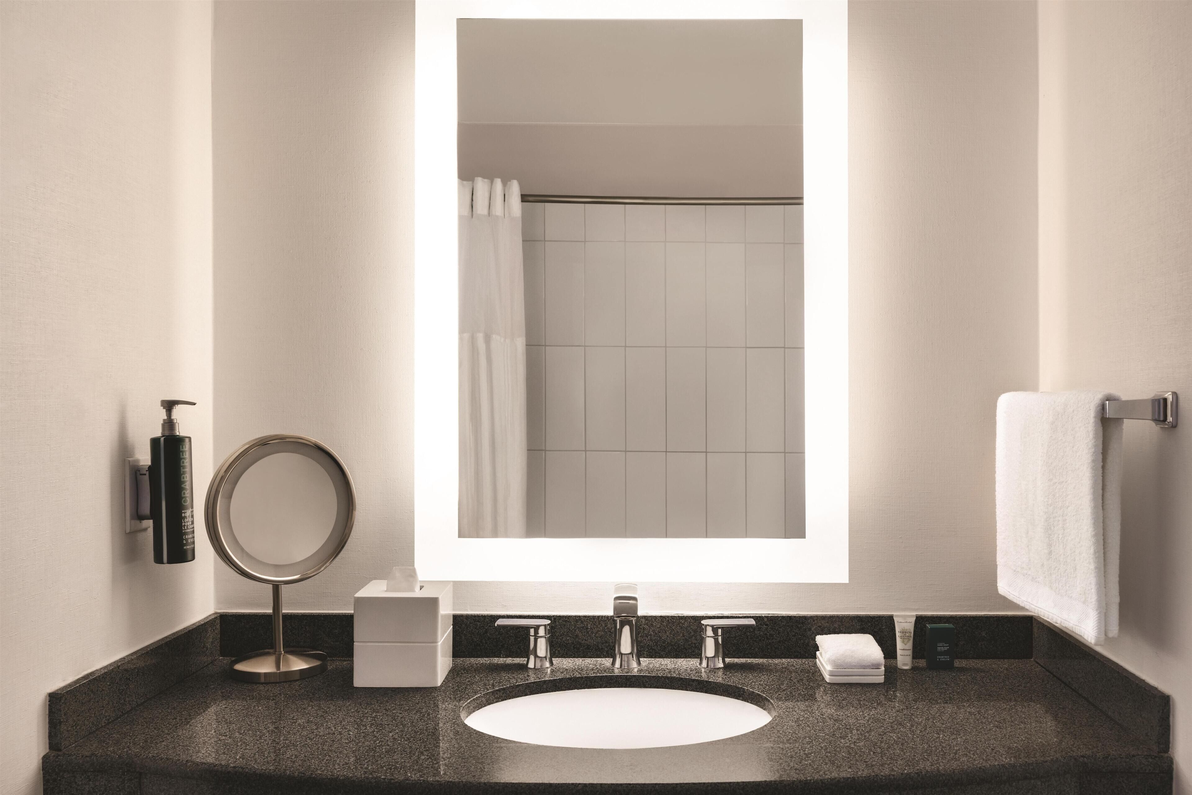 Ylelliset vuodevaatteet, Tempur Pedic -patjalliset sängyt