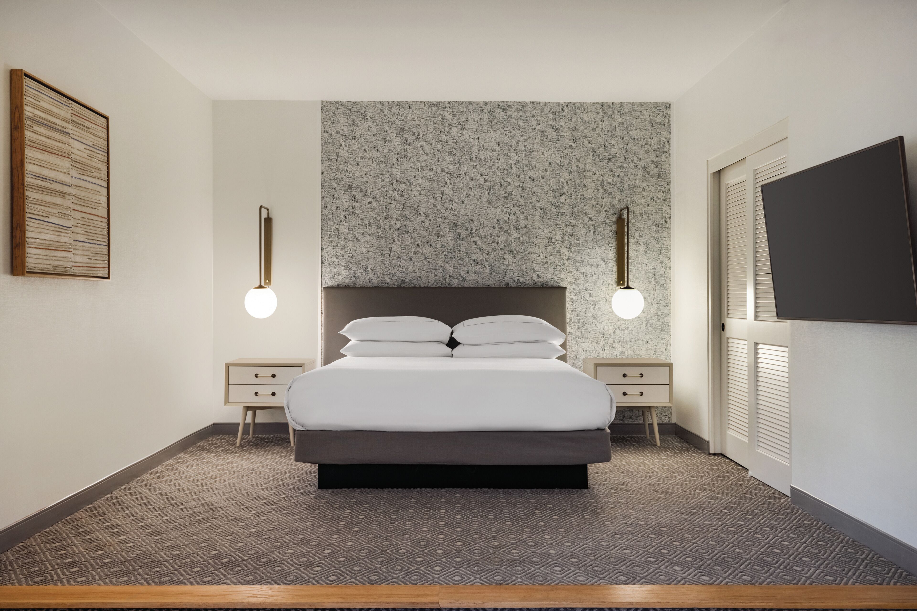 Premium bedding, Tempur-Pedic beds, in-room safe, desk