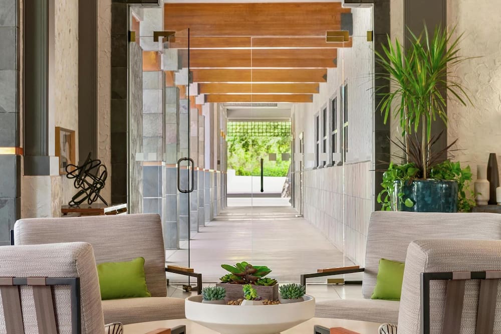 Hilton Scottsdale Resort & Villas