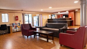 Unclassified image, 3 of 52, button - Red Roof Inn & Suites Houston - Hobby Airport (Houston)