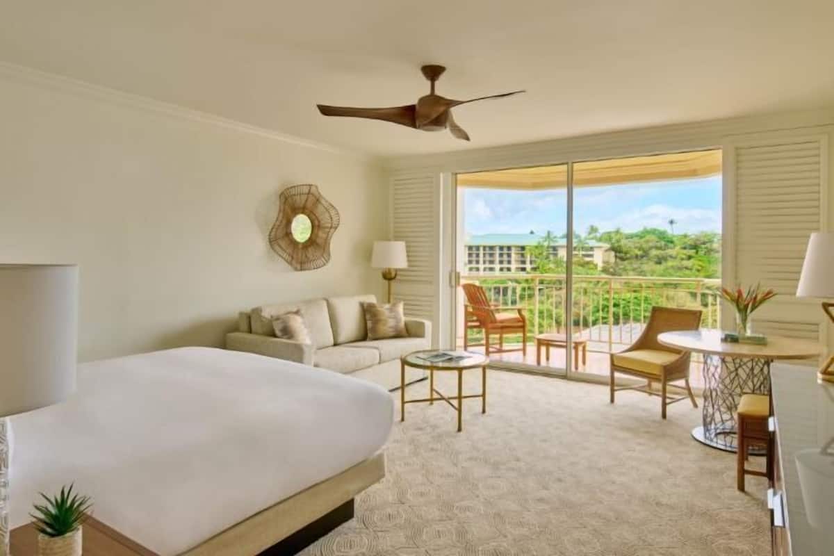 1 bedroom, premium bedding, in-room safe, desk