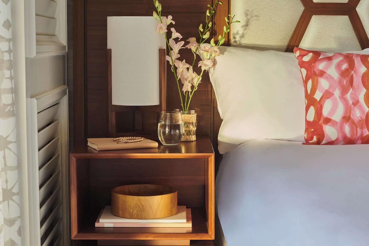 1 bedroom, premium bedding, in-room safe, desk