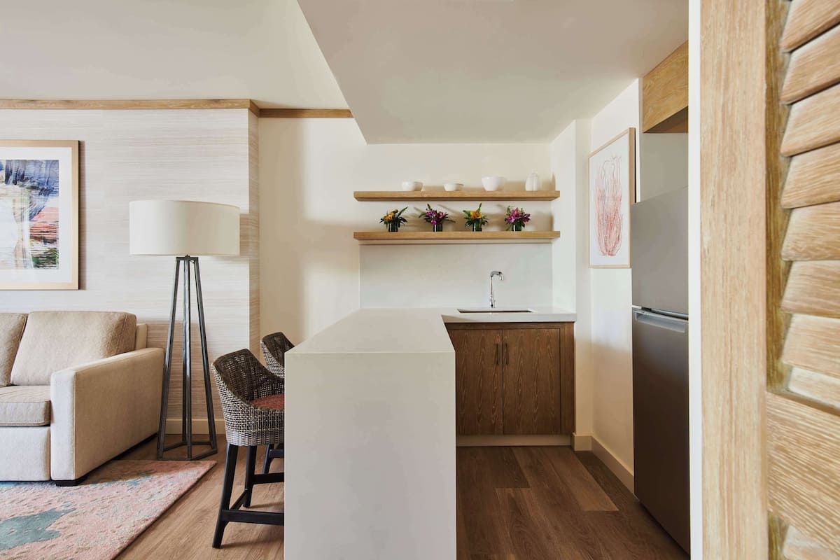 Suite, 1 Bedroom, Garden View | Private kitchen | Fridge, coffee/tea maker