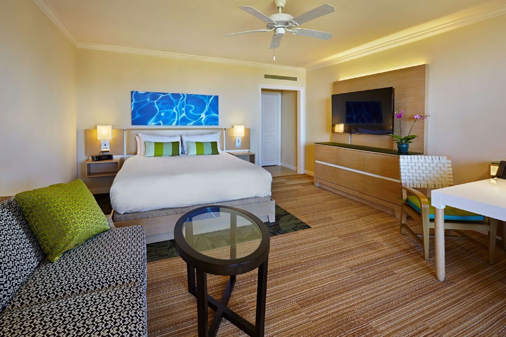 Premium bedding, in-room safe, desk, iron/ironing board