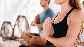 Couples treatment room(s), sauna, steam room, body treatments