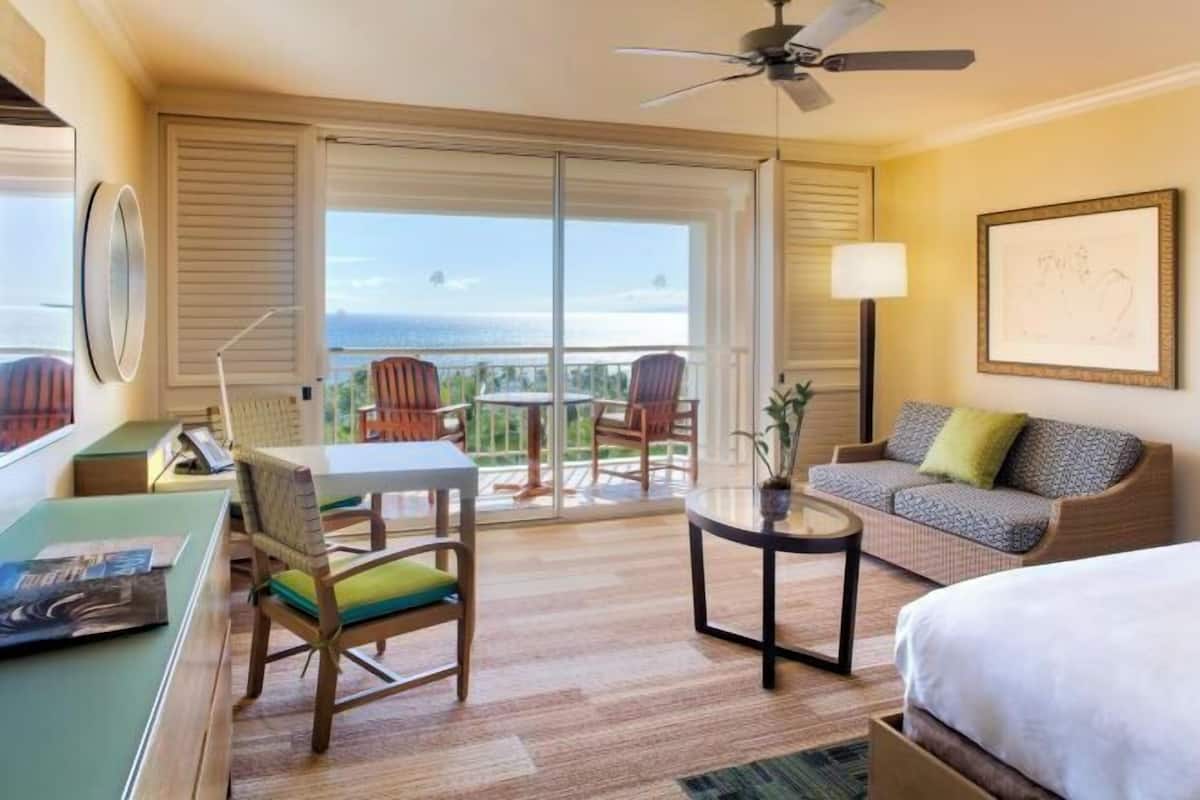 1 bedroom, premium bedding, in-room safe, desk