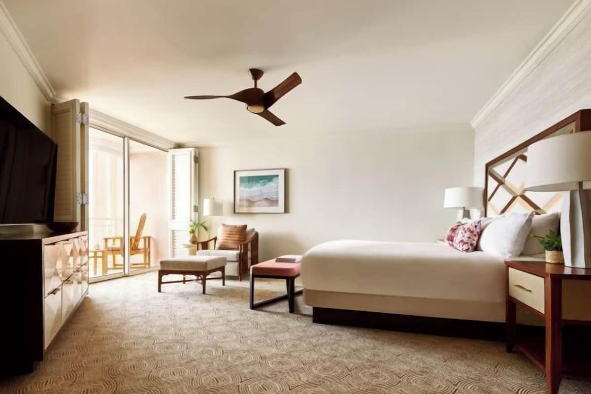 1 bedroom, premium bedding, in-room safe, desk