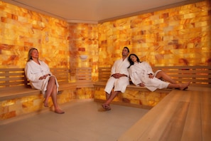 Couples treatment rooms, sauna, hot tub, steam room, body treatments