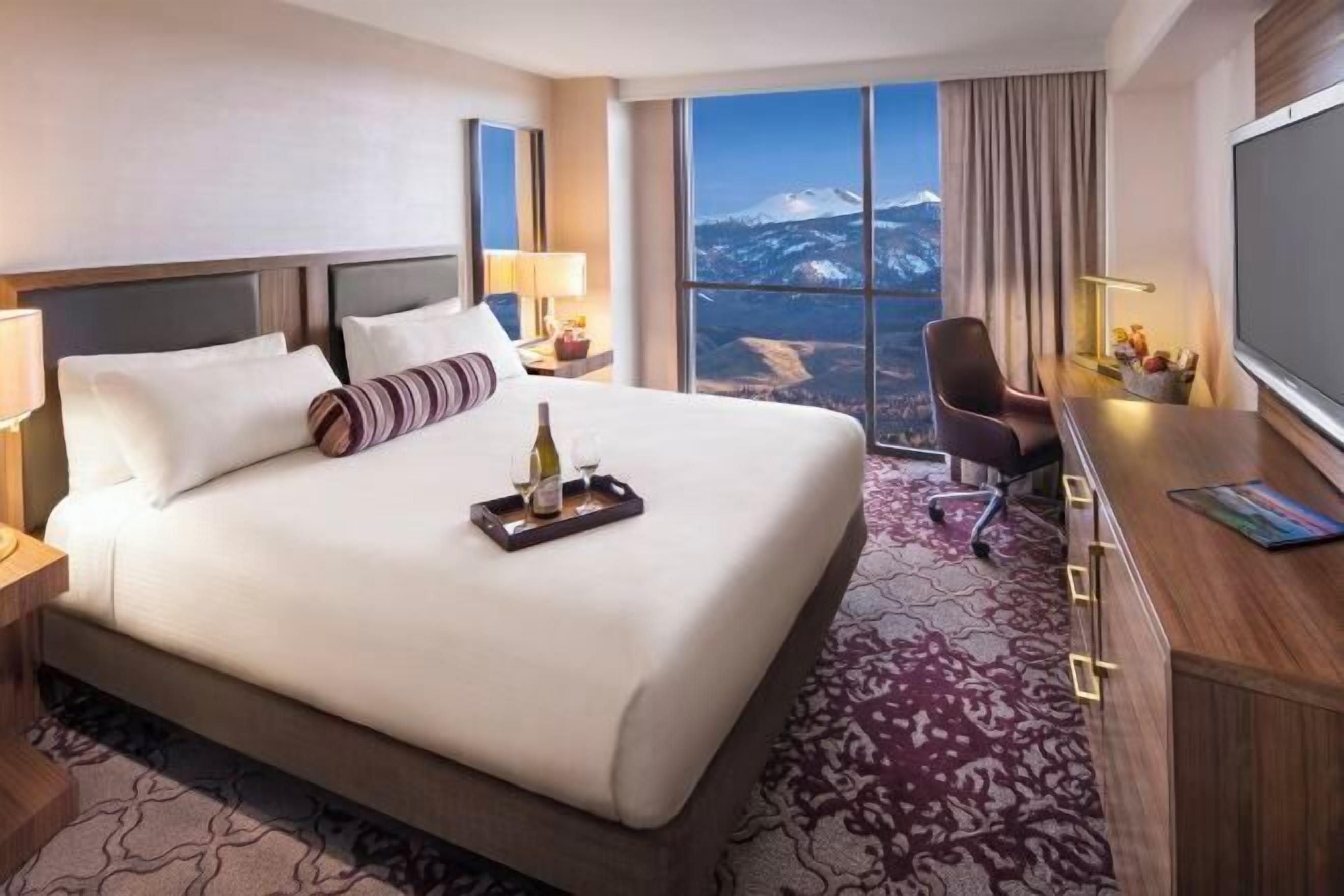 In-room safe, blackout drapes, iron/ironing board, free WiFi