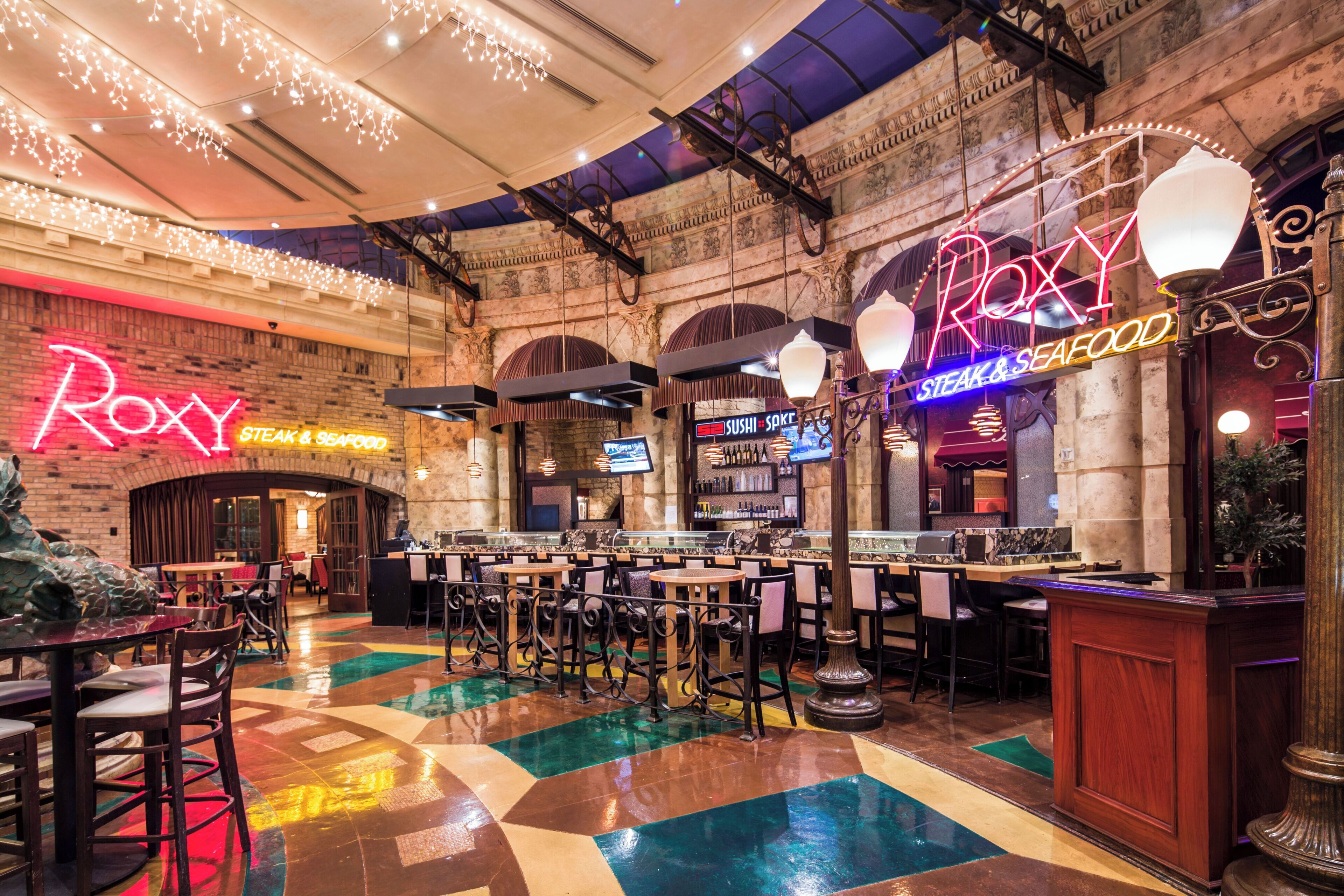 7 restaurants; breakfast, lunch, dinner and brunch served 