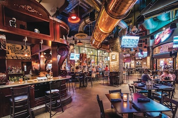 7 restaurants, breakfast, lunch, dinner served; Italian cuisine at Eldorado Reno – A Caesars Rewards Destination