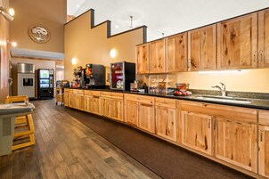 Desayuno completo incluido todos los días 