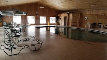 Una piscina techada