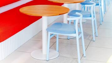 Desayuno continental incluido todos los días