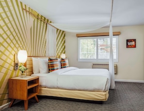 Basic Suite, 1 Bedroom (1 King Bed & 1 Sofa Bed) | Egyptian cotton sheets, premium bedding, in-room safe, desk
