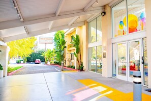 Front of property - Wild Palms, a JdV by Hyatt Hotel (Sunnyvale)
