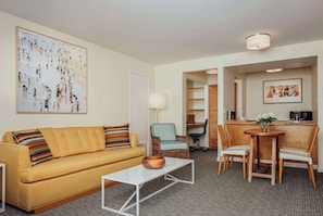 Basic Suite, 1 Bedroom (1 King Bed & 1 Sofa Bed)