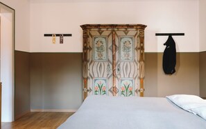 Literie hypoallergénique, minibar, coffres-forts dans les chambres