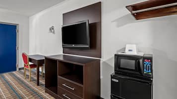 Room, 1 King Bed, Smoking | In-room safe, rollaway beds, free wired internet