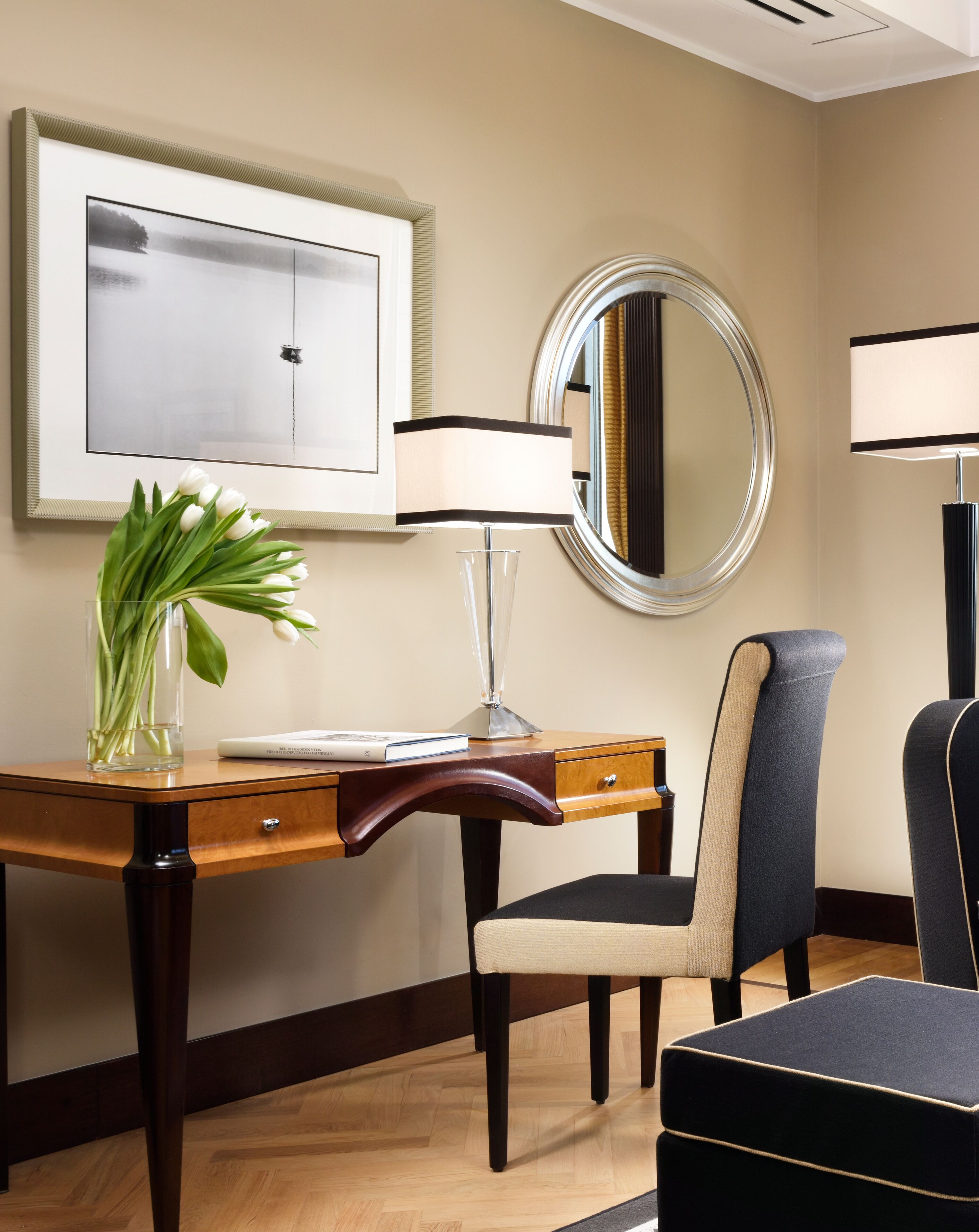 1 bedroom, hypo-allergenic bedding, minibar, in-room safe