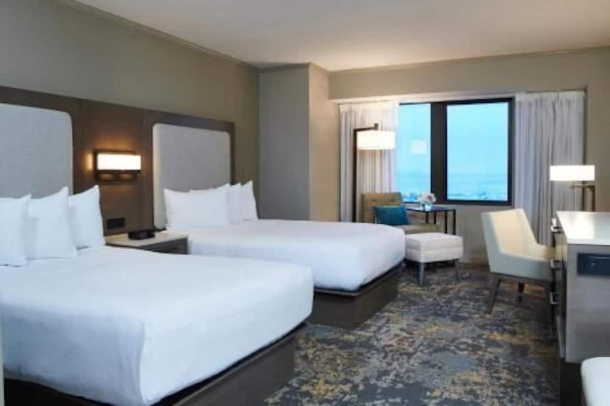 Hypo-allergenic bedding, pillowtop beds, in-room safe, blackout drapes