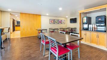 Petit déjeuner buffet compris tous les jours