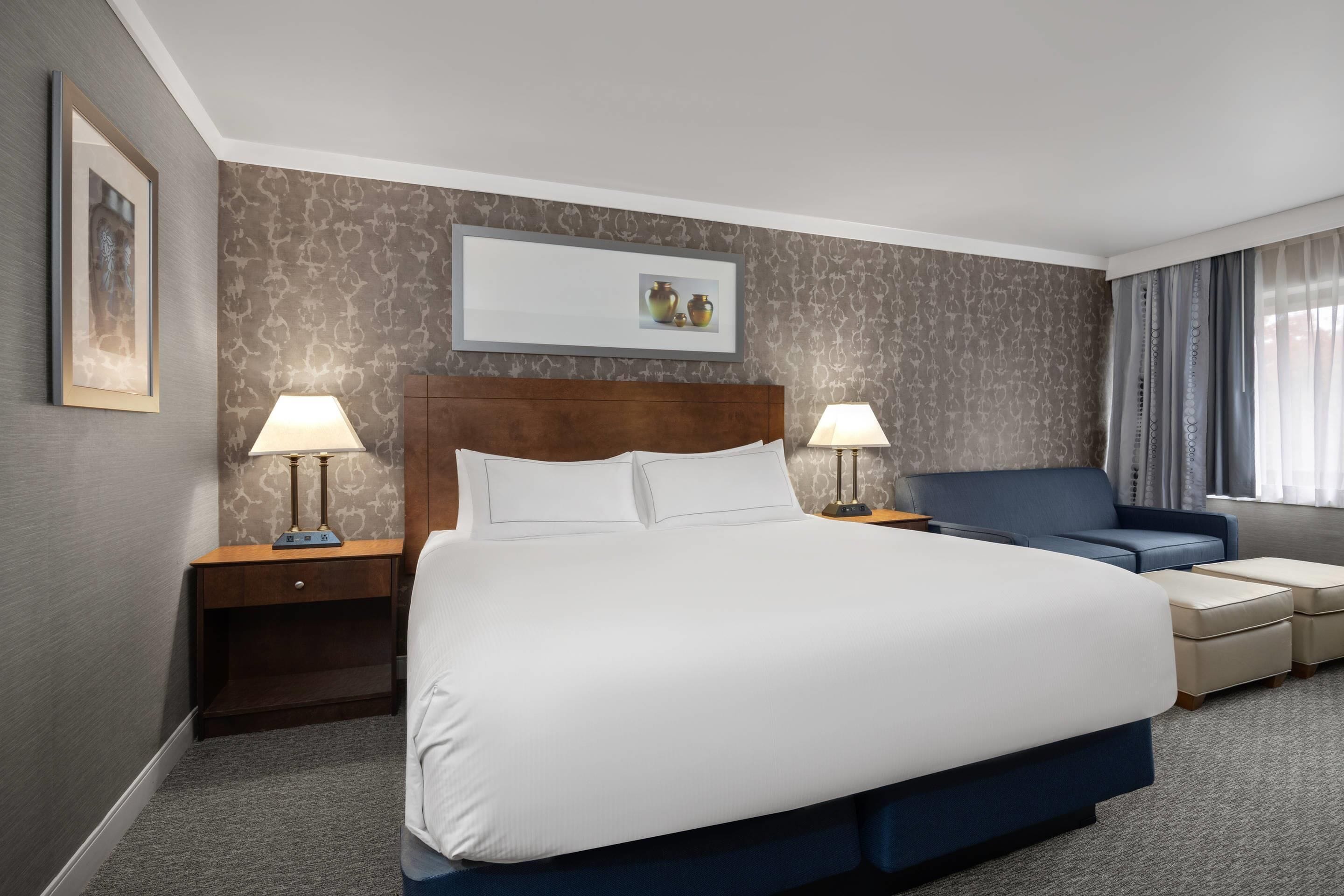Room, 1 King Bed with Sofa bed, Non Smoking