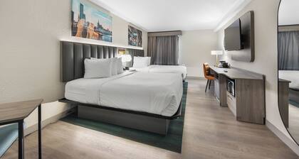 La Quinta Inn & Suites by Wyndham Nashville Airport/Opryland