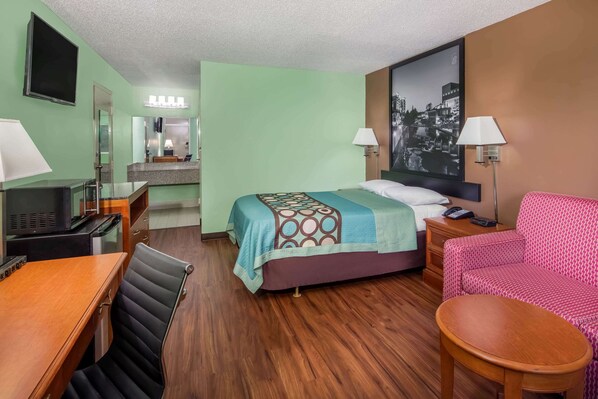 Room, 1 Double Bed, Accessible, Smoking (Mobility Accessible) | Iron/ironing board, free cribs/infant beds, free WiFi, bed sheets - Super 8 by Wyndham Gaffney (Gaffney)