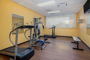 Fitness facility - Super 8 by Wyndham Gaffney (Gaffney)