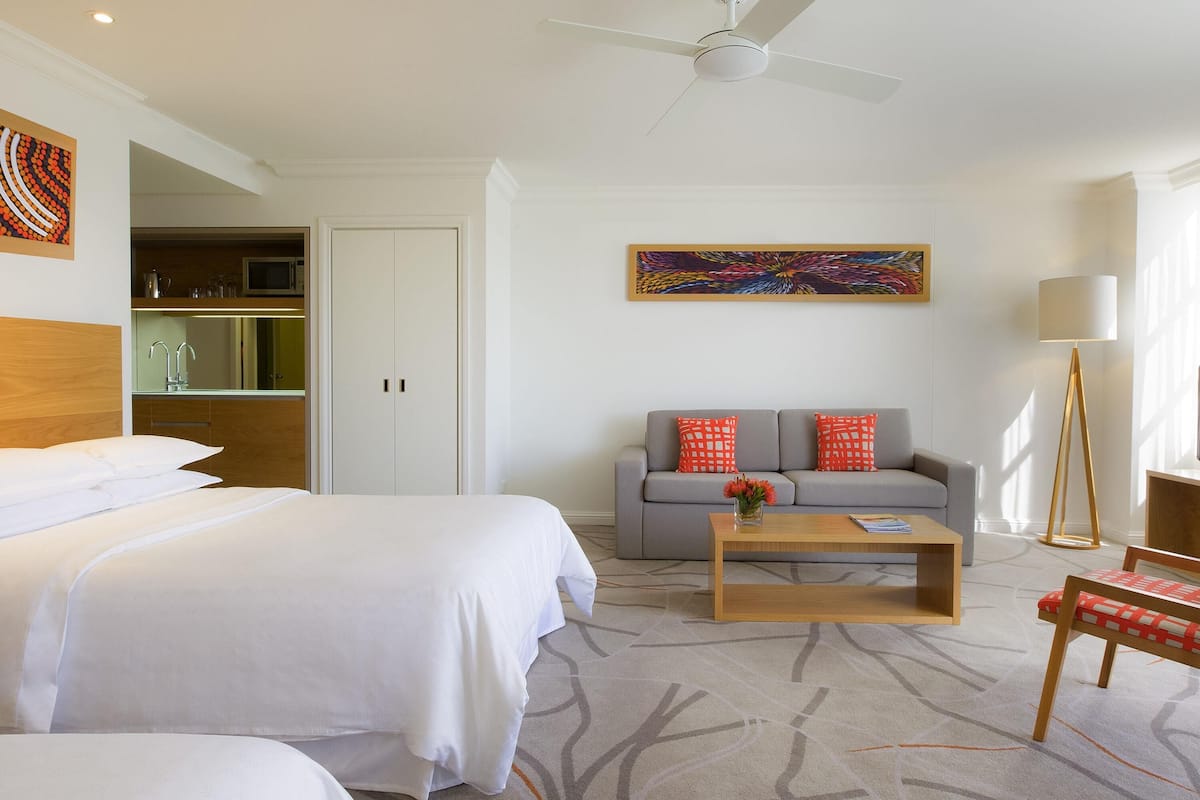 1 bedroom, premium bedding, in-room safe, desk