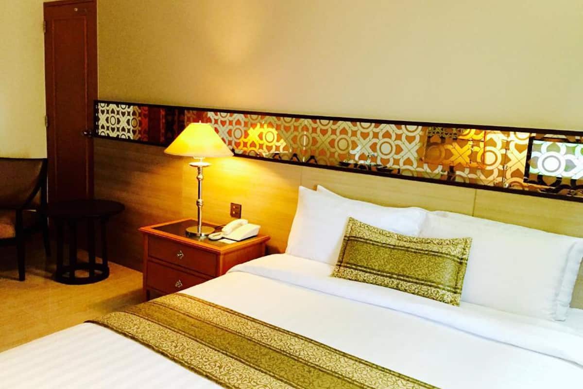 In-room safe, desk, blackout curtains, cots/infant beds