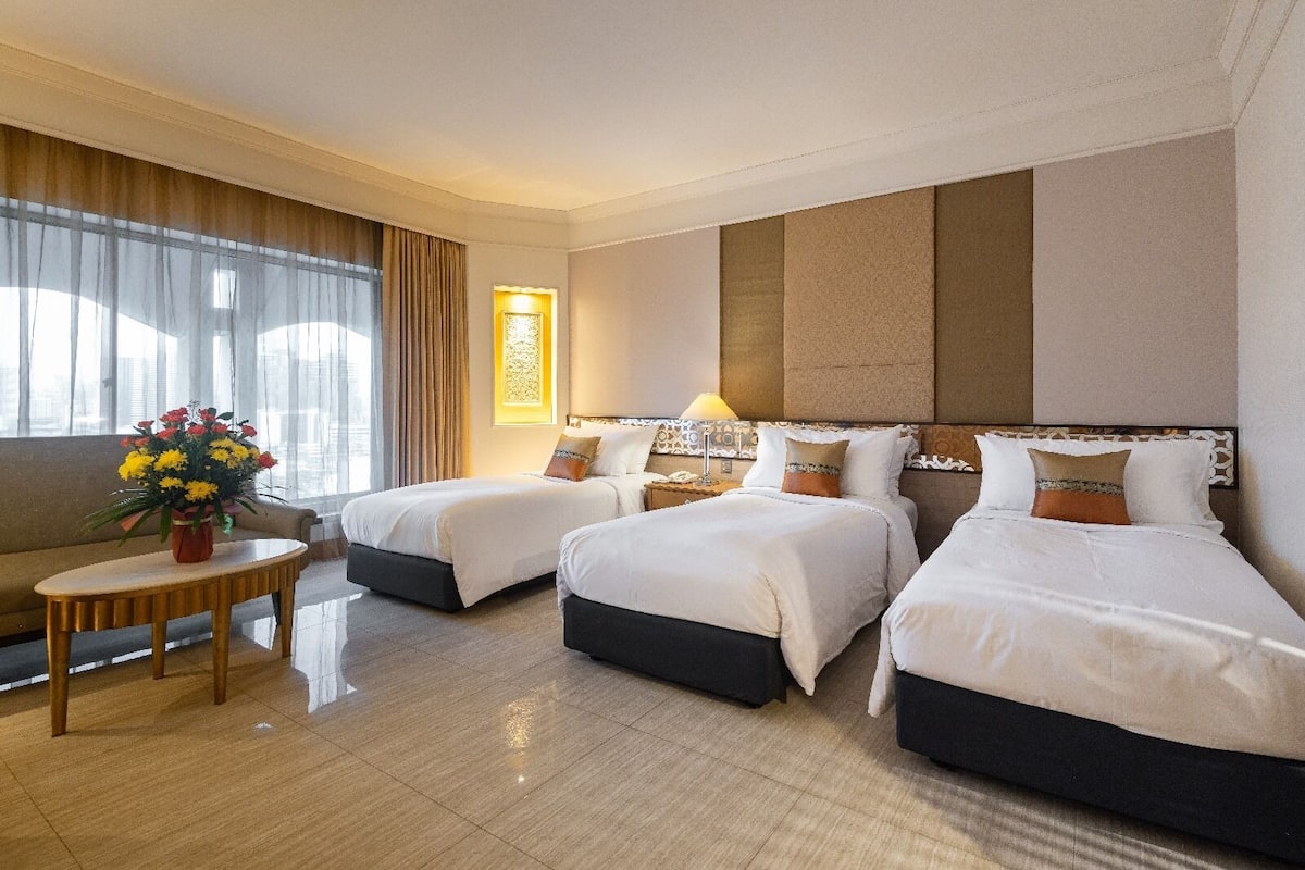 In-room safe, desk, blackout curtains, cots/infant beds