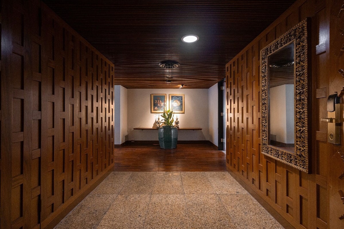 In-room safe, desk, blackout curtains, cots/infant beds