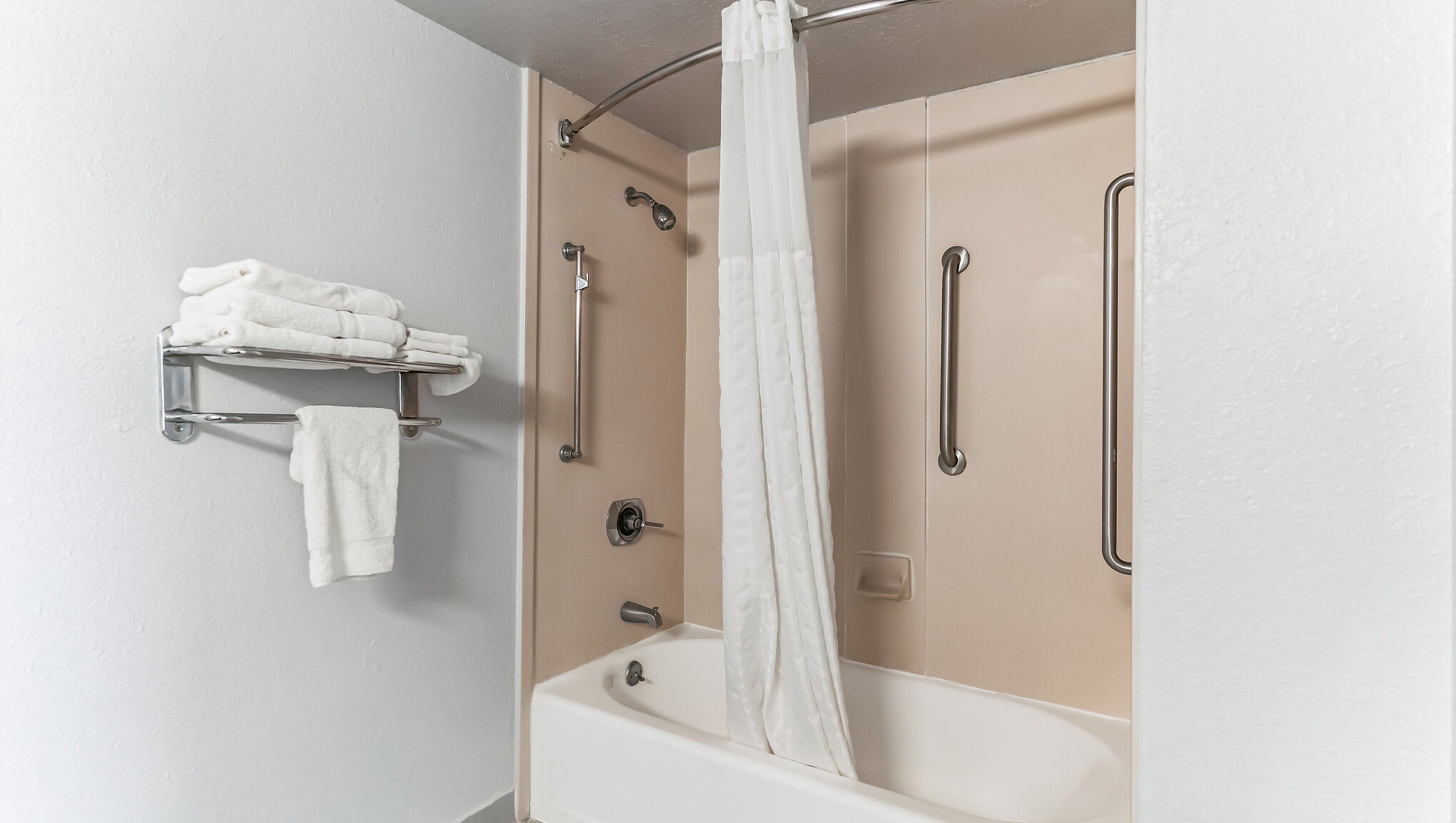 Photo - Home 1 Suites Extended Stay - Kissimmee